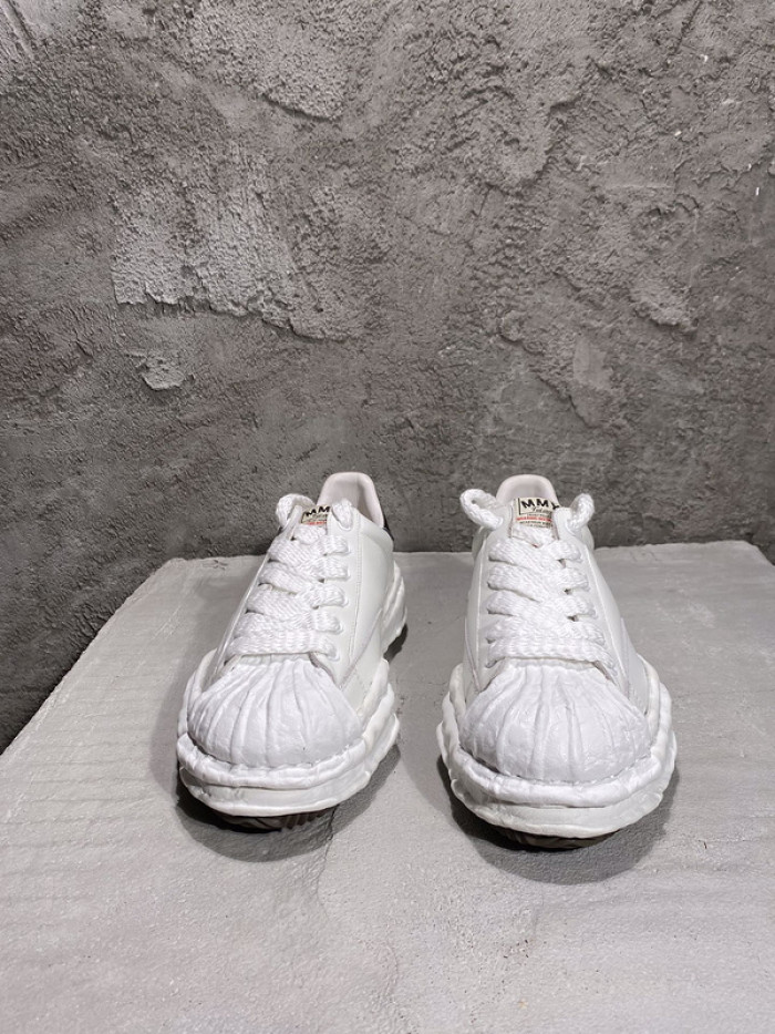 maison mihara yasuhiro sneaker