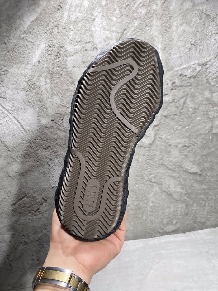 maison mihara yasuhiro sneaker