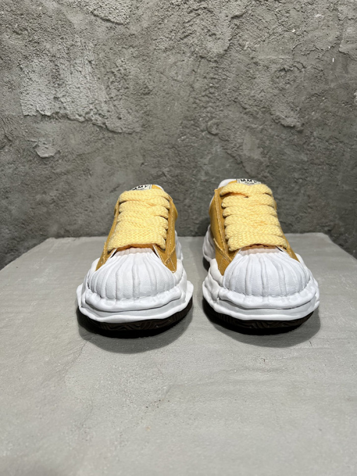 maison mihara yasuhiro sneaker