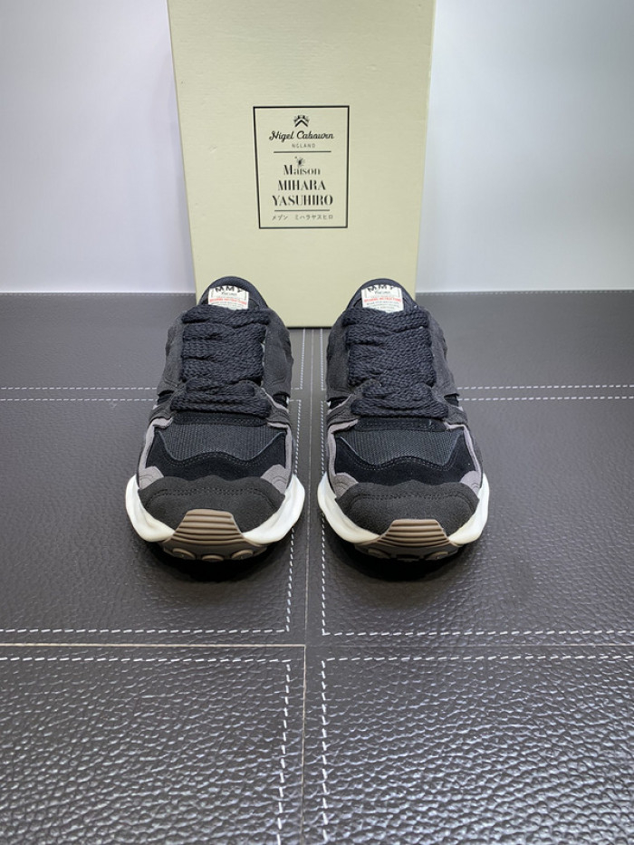 maison mihara yasuhiro sneaker