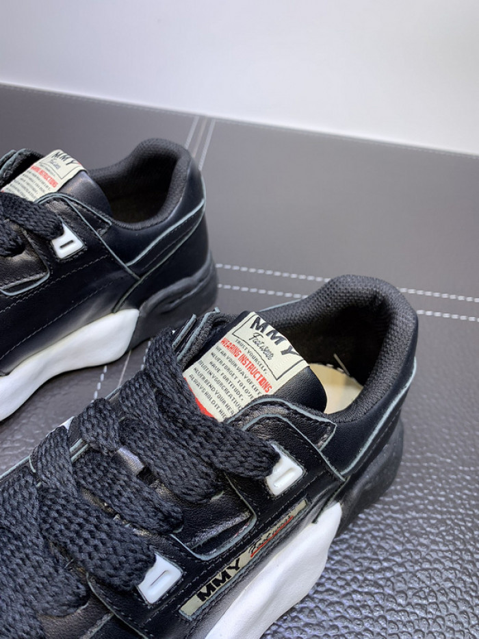 maison mihara yasuhiro sneaker