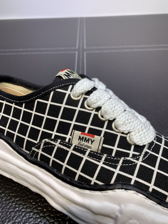 maison mihara yasuhiro sneaker