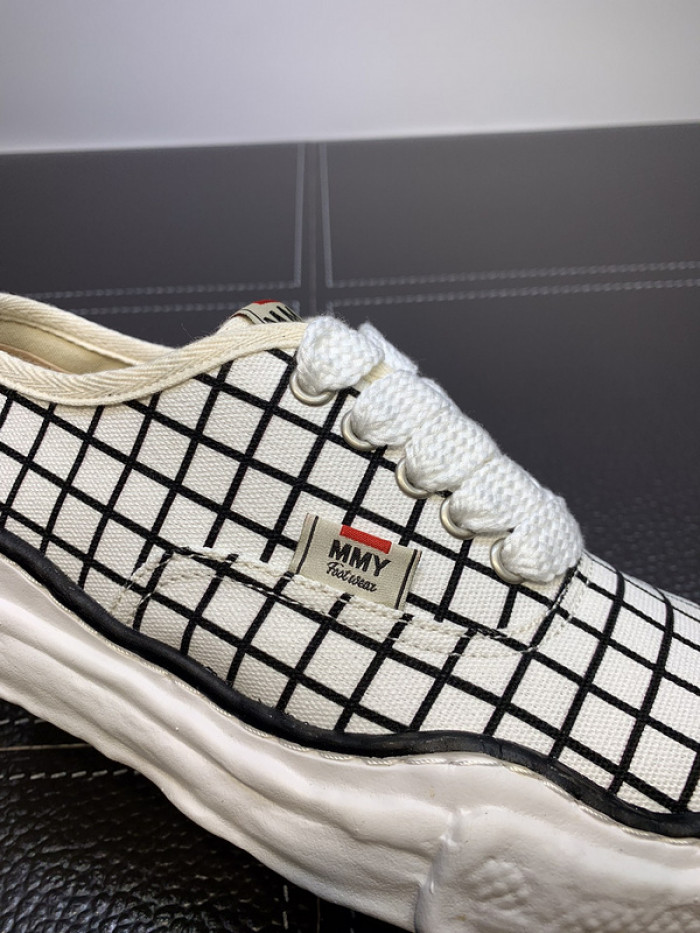 maison mihara yasuhiro sneaker