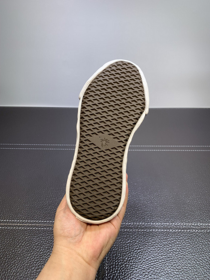maison mihara yasuhiro sneaker