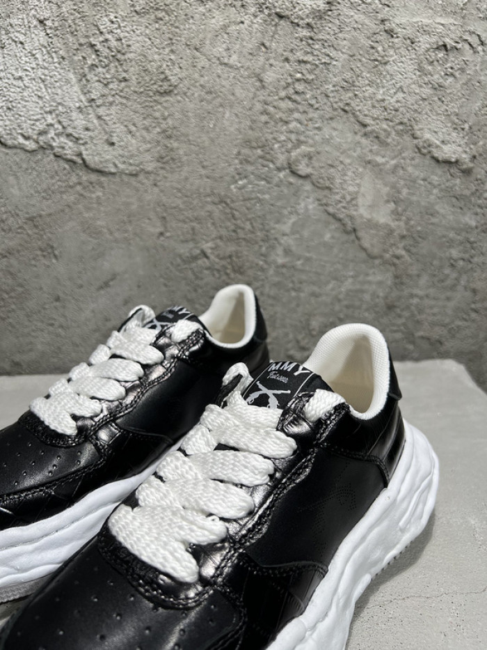 maison mihara yasuhiro sneaker