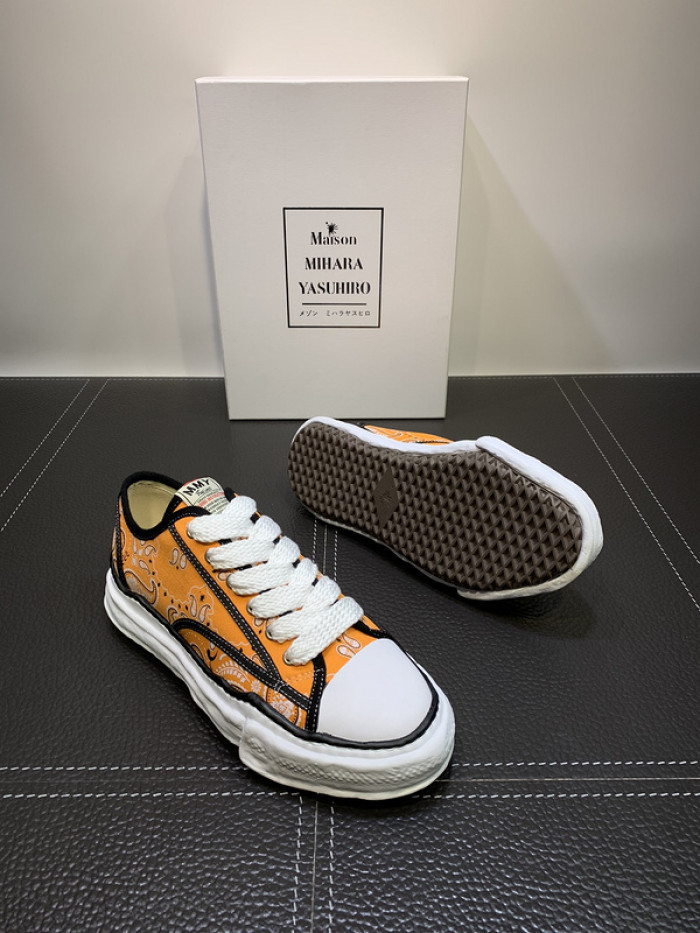 Ma*s*n mihara yasuhiro sneaker