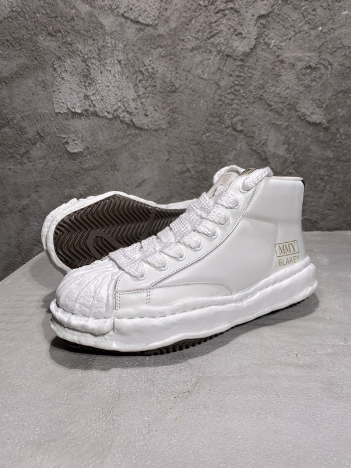 maison mihara yasuhiro sneaker