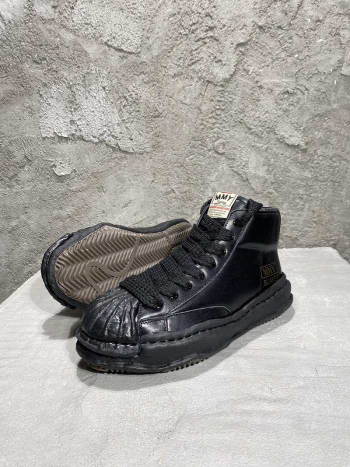 maison mihara yasuhiro sneaker