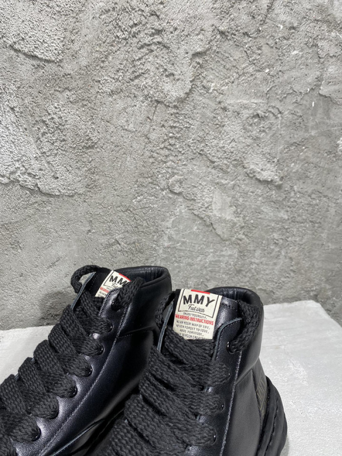 maison mihara yasuhiro sneaker