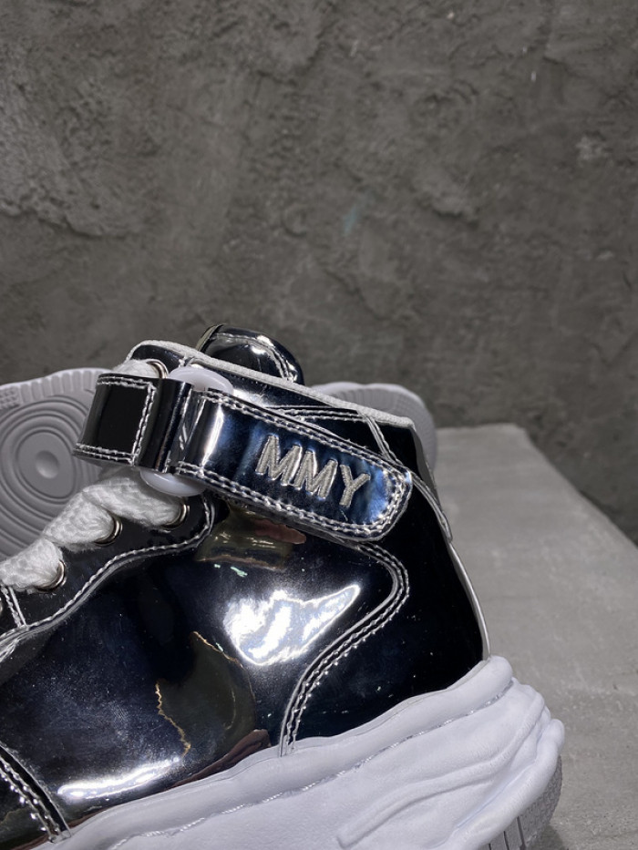 maison mihara yasuhiro sneaker