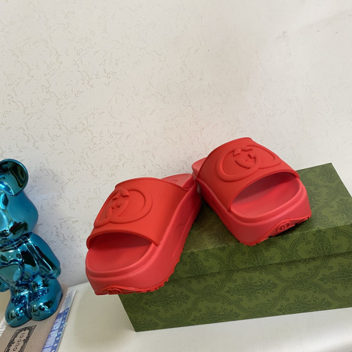 guc sandal