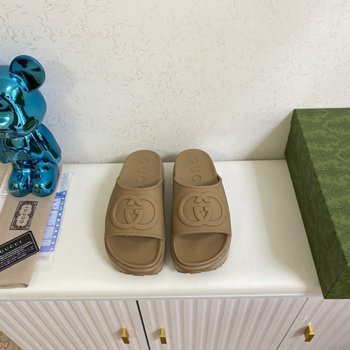 guc sandal