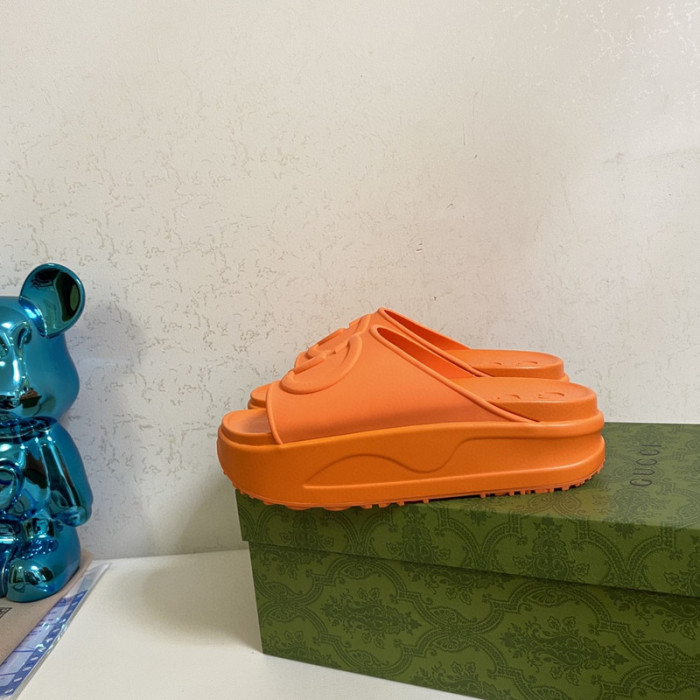 guc sandal