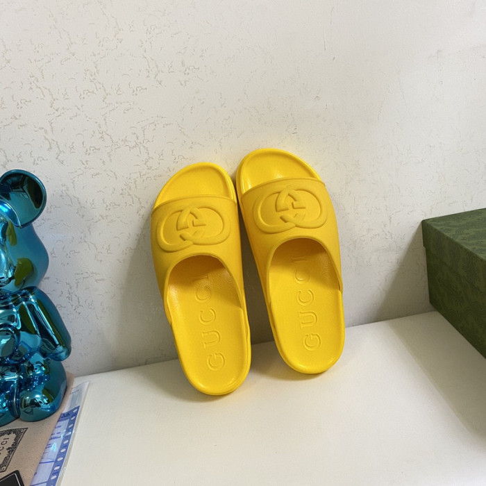 guc sandal
