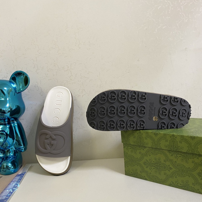 guc sandal