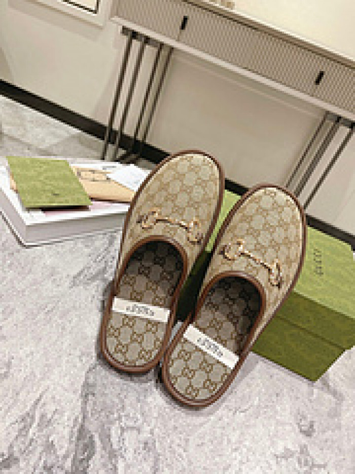 guc sandal