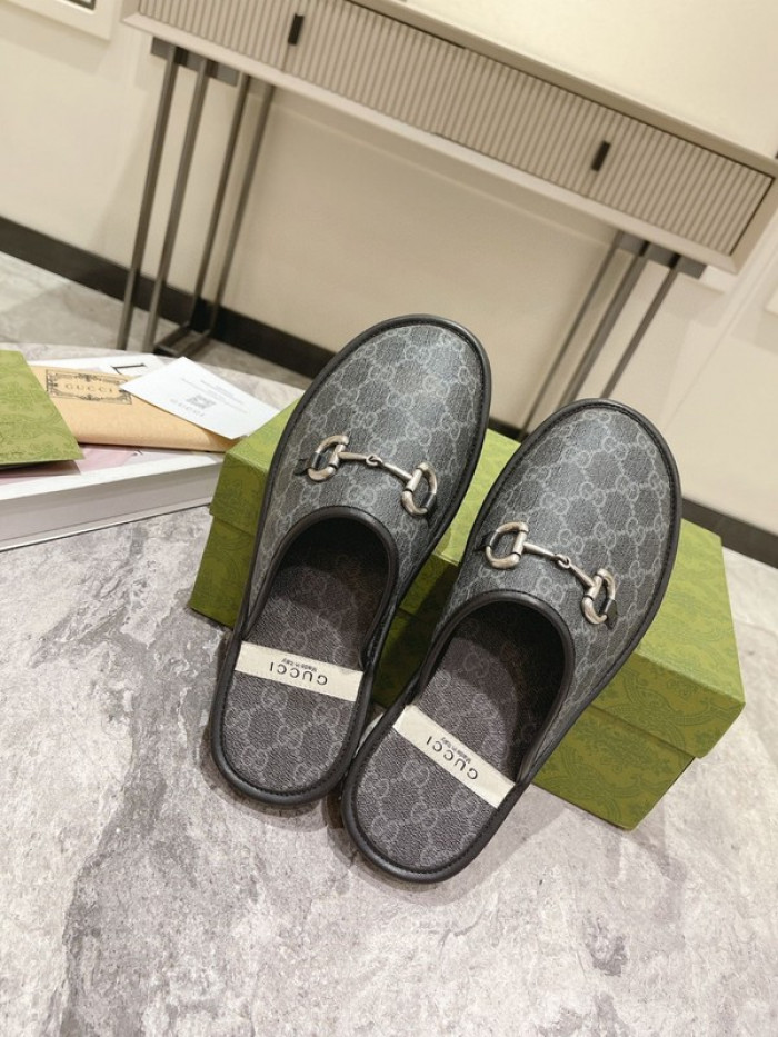 guc sandal