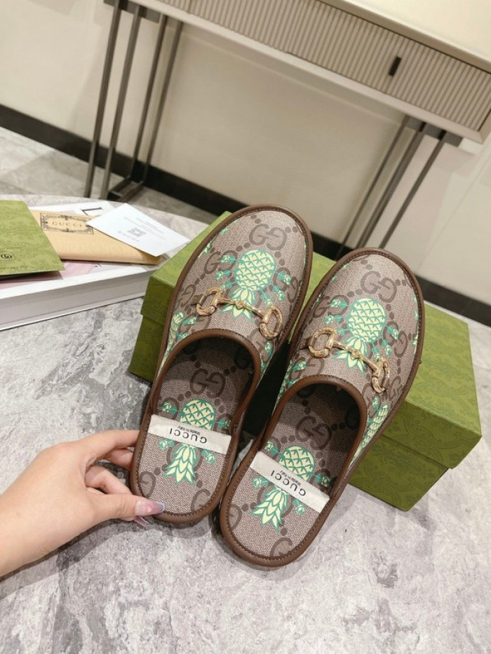 guc sandal