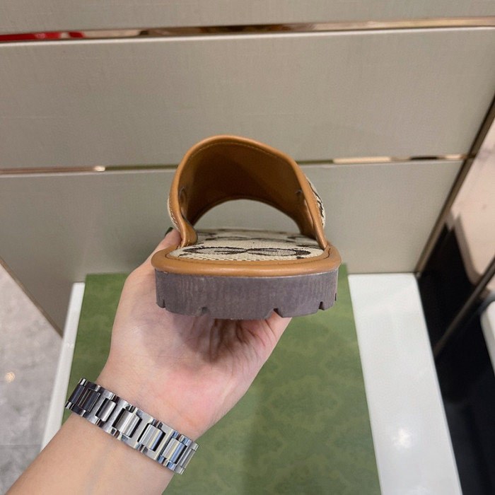 guc sandal