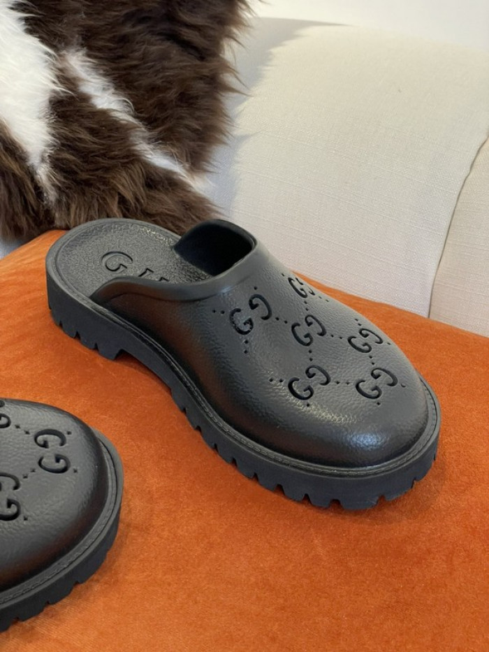 guc sandal