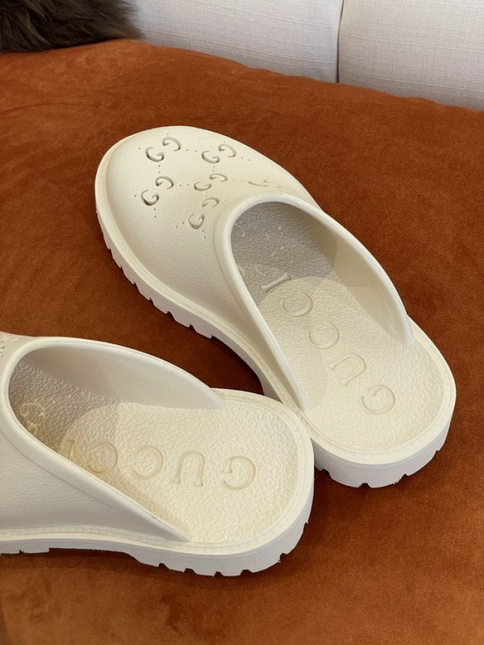 guc sandal