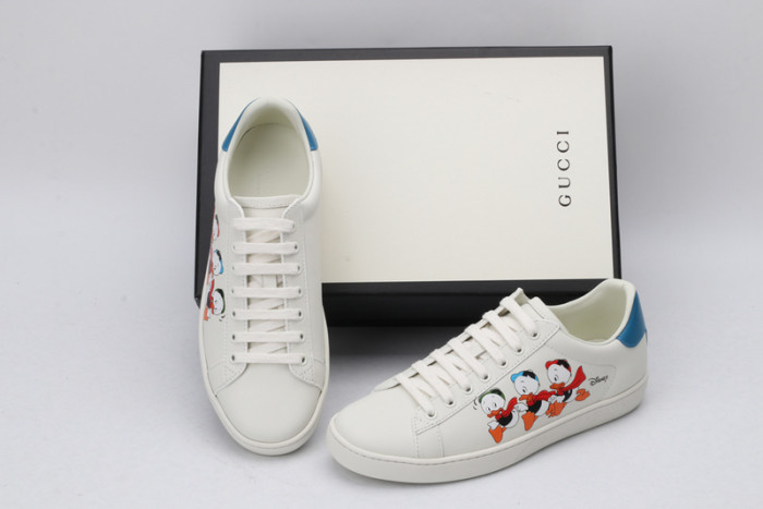 gi ace embroidered low-top sneaker