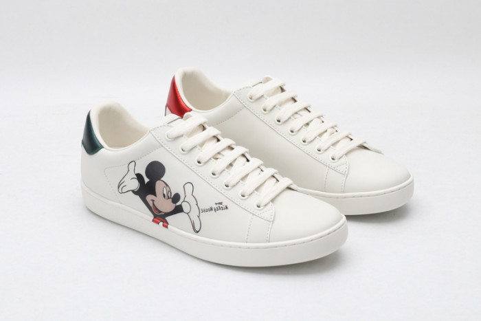 gi ace embroidered low-top sneaker