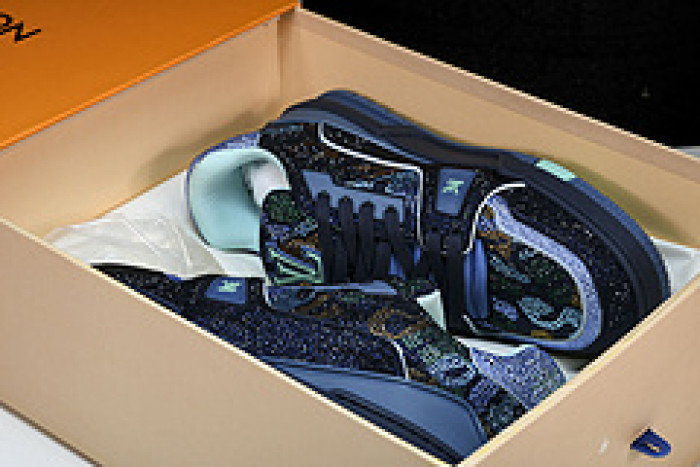 lovt sneaker