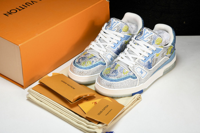 lovt sneaker