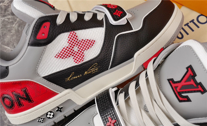 lovt sneaker