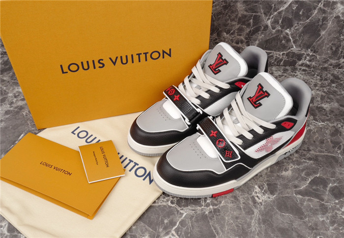 lovt sneaker