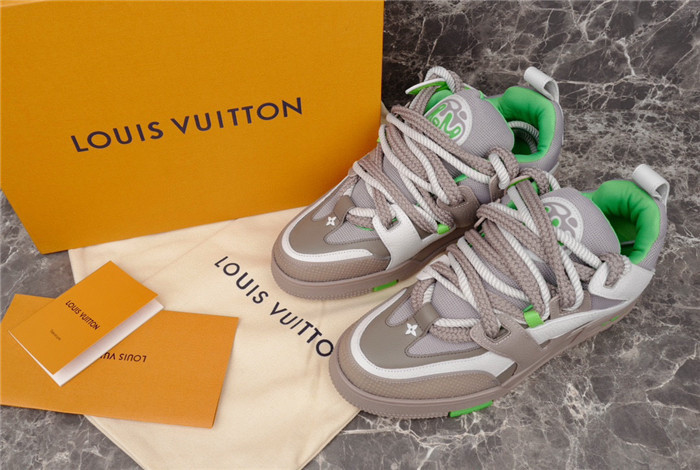 lovt sneaker
