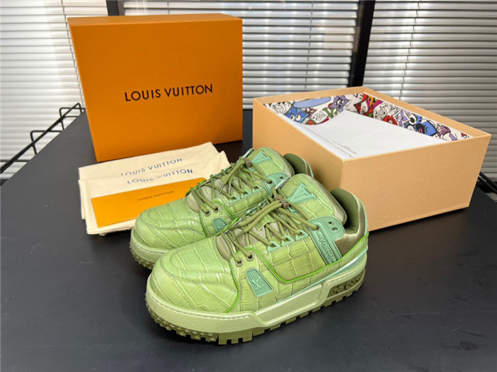 lovt sneaker