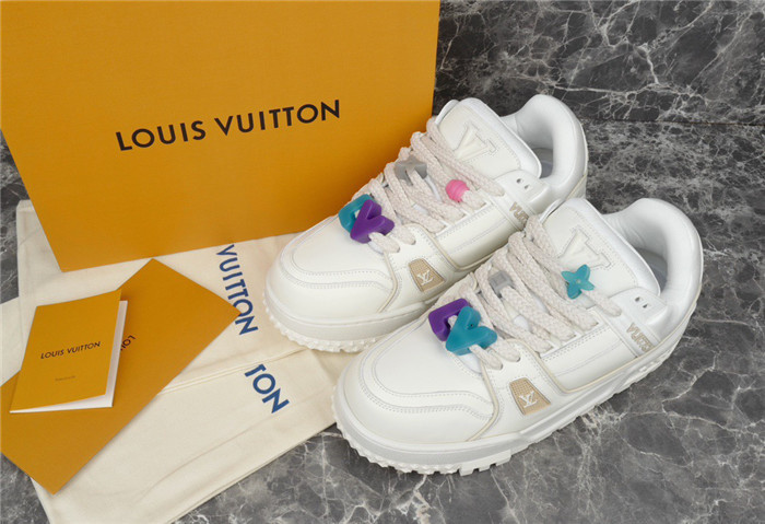 lovt sneaker