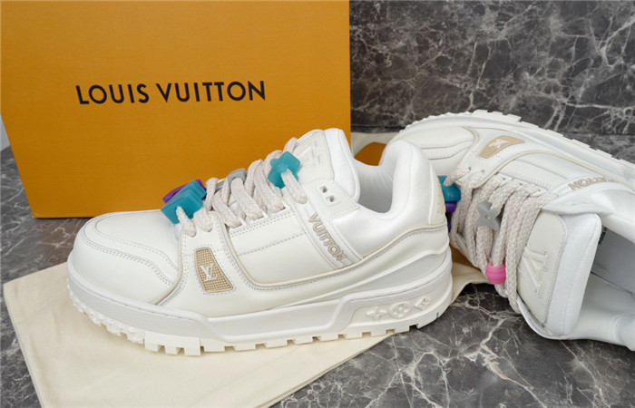 lovt sneaker