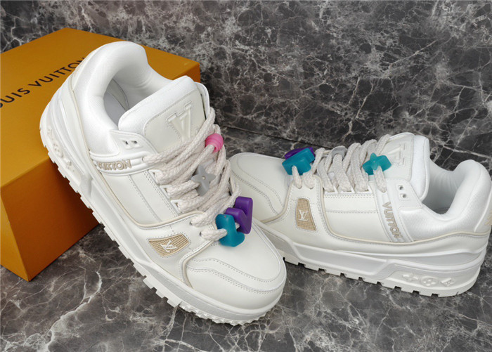 lovt sneaker