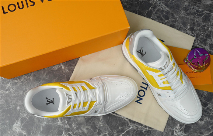 lovt sneaker