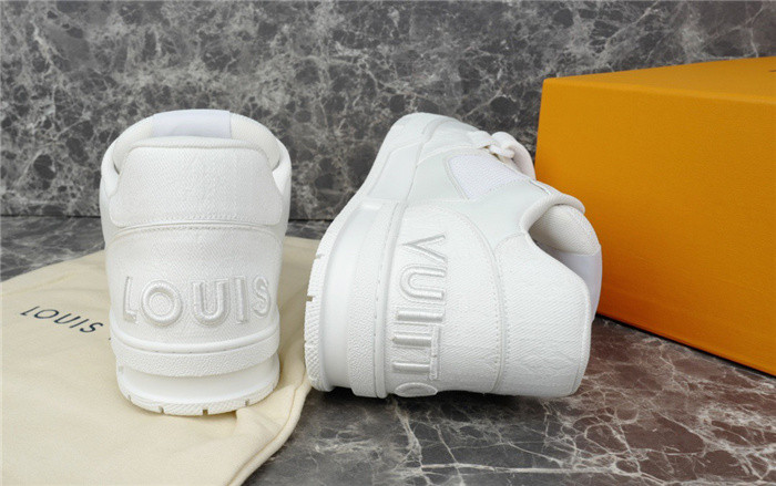 lovt sneaker