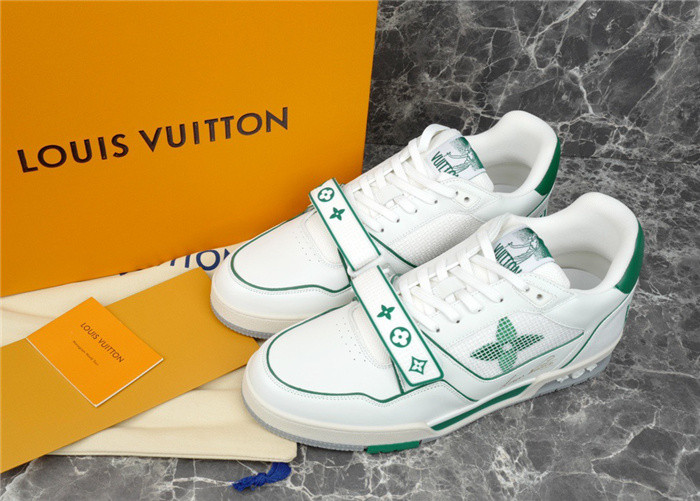 lovt sneaker