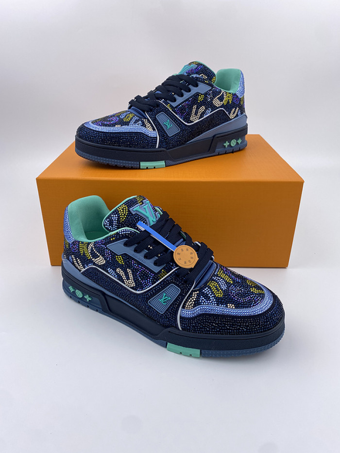 lovt sneaker