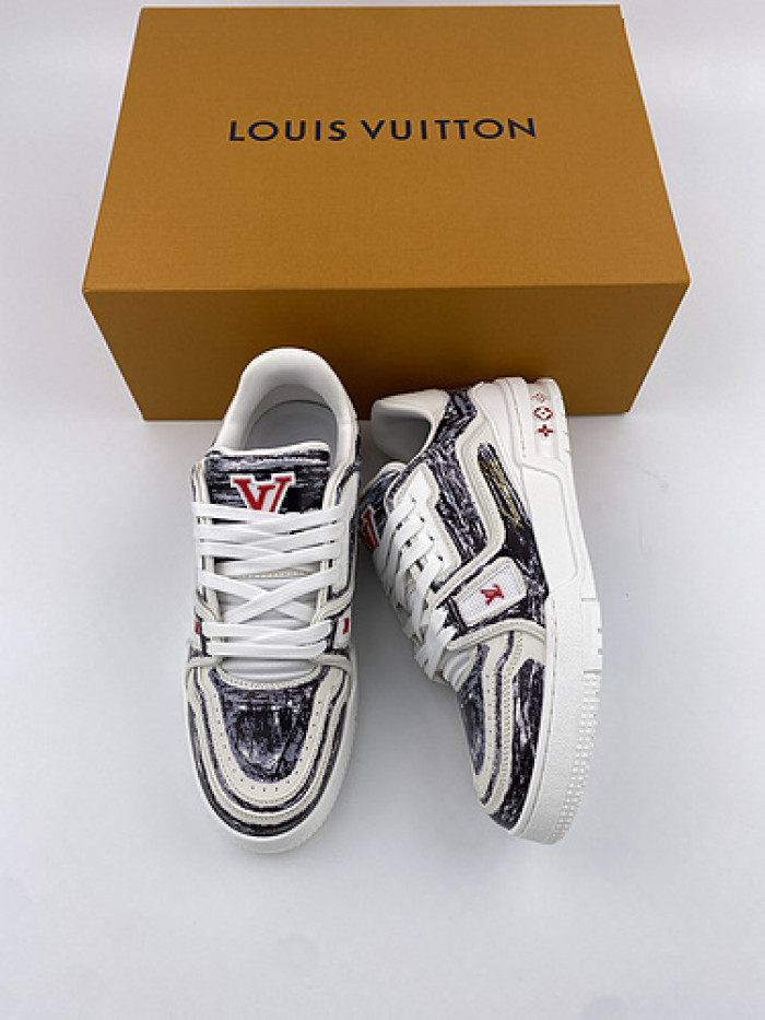 lovt sneaker
