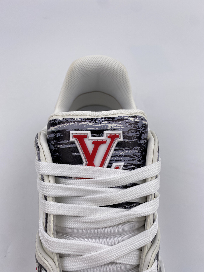 lovt sneaker