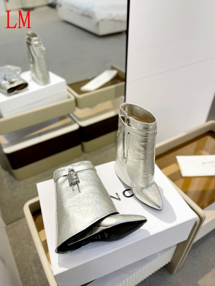g1vency heel