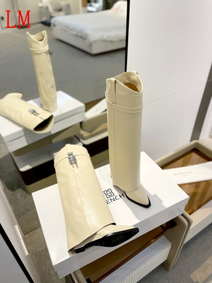 g1vency heel