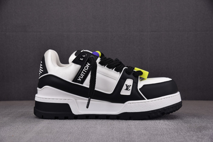 lovt sneaker