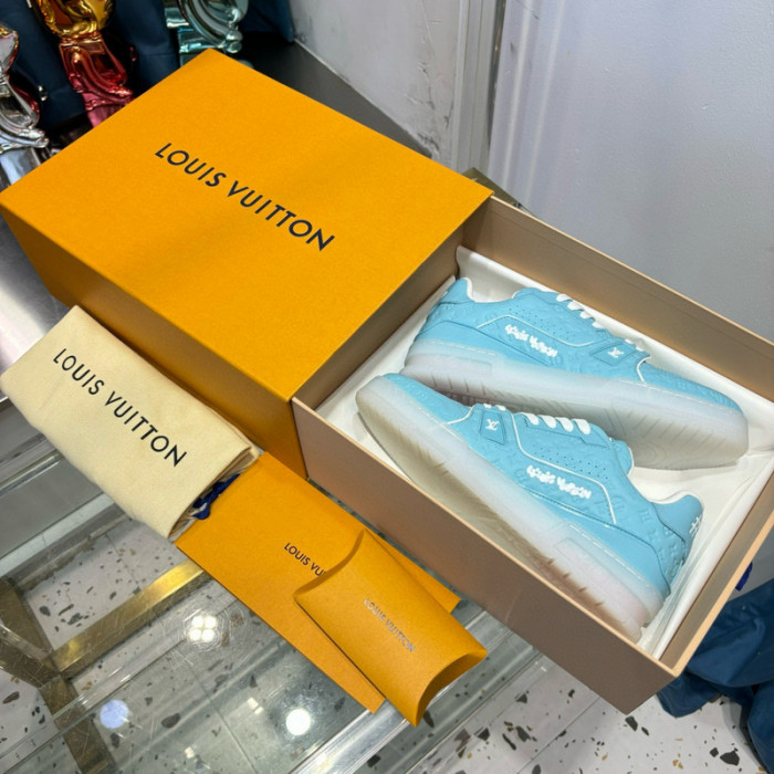 lovt sneaker
