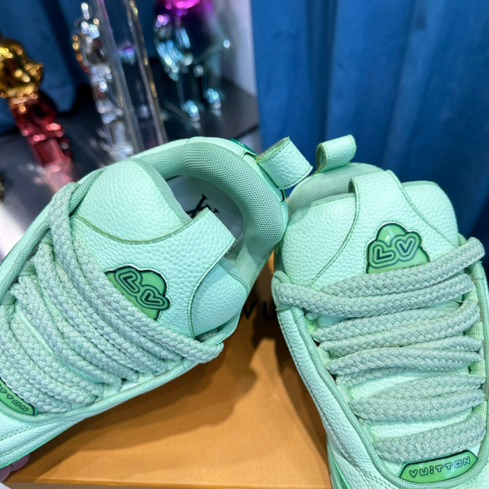 lovt sneaker