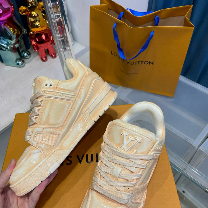 lovt sneaker