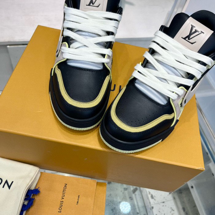 lovt sneaker