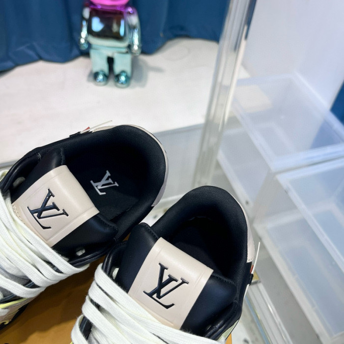 lovt sneaker